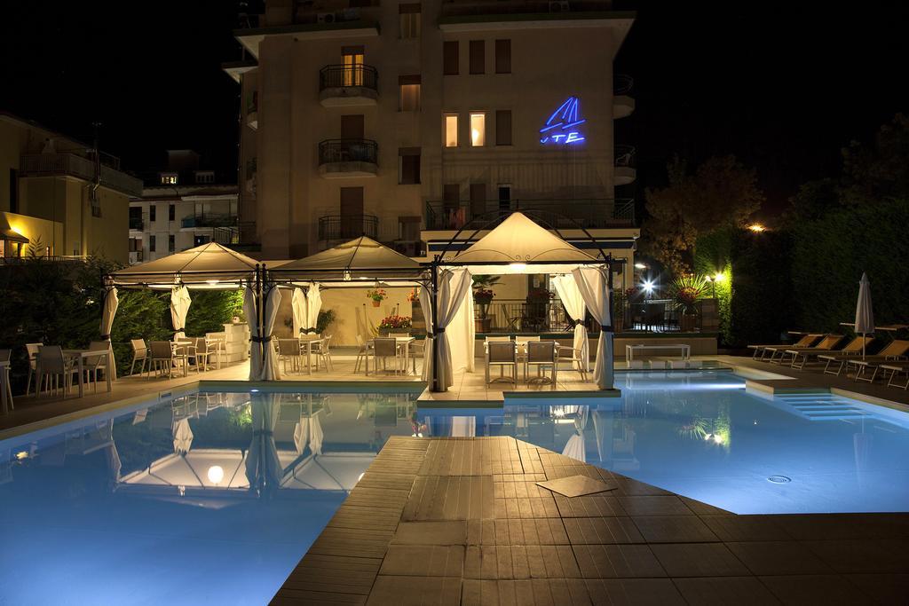 Ute Hotel Τζεσόλο Λίντο Εξωτερικό φωτογραφία